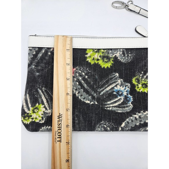 Jessica Simpson Rio Cactus Canvas Wallet Key Holder Clutch Black Green Pink - Picture 5 of 6